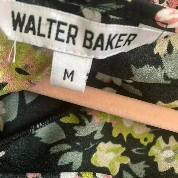 Walter Baker Libby Bungalow Bloom Floral Print Coquette V Neck Crepe Top Size M - Picture 11 of 11